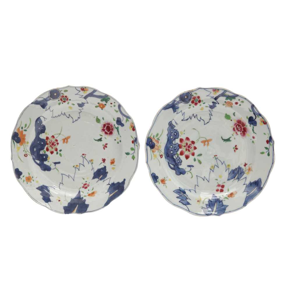 Lot 75 - A pair of Chinese famille-rose 'tobacco leaf' dishes, Qing dynasty, 18th century