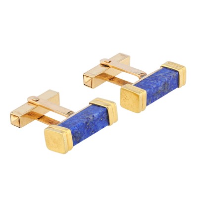 Lot 157 - A pair of lapis lazuli cufflinks
