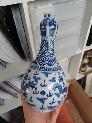 Lot 78 - A Chinese blue and white 'dragon' vase, Qing dynasty, 18th century