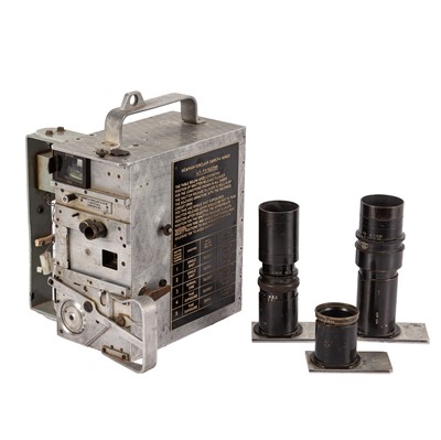 Lot 157 - A Newman Sinclair Auto Kine Model E 35mm Cine Camera