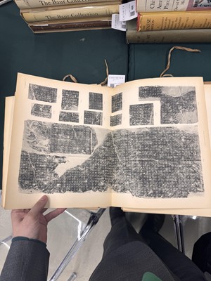 Lot 410 - Édouard Chavannes: Mission archéologique dans la Chine septentrionale, 1909