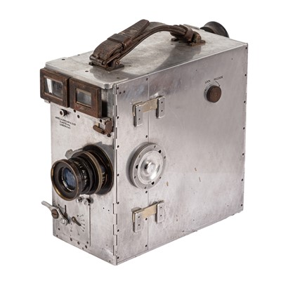 Lot 156 - A Newman Sinclair AutoKine Model A 35mm Cine Camera