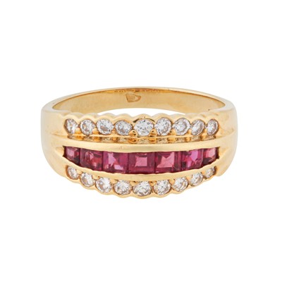 Lot 168 - A ruby and diamond three row ring