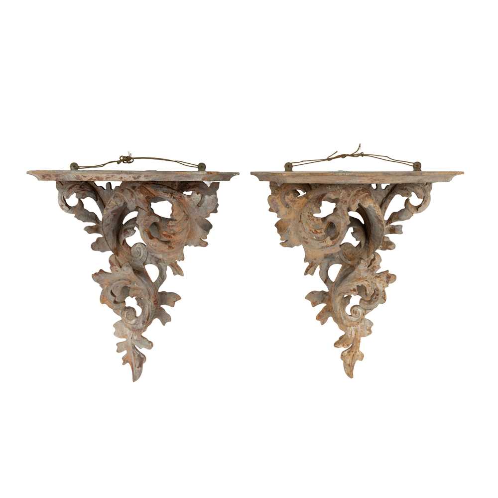 Lot 45 - A pair of 19th Century carved wood wall brackets circa 1880