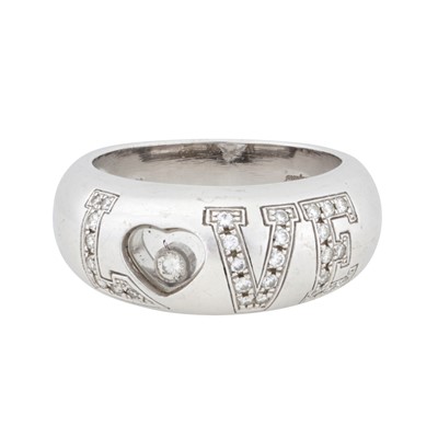 Lot 298 - Chopard Ι A diamond love ring
