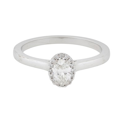 Lot 265 - A diamond cluster ring, circa 2016