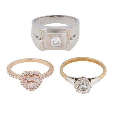 Lot 366 - Three gem-set rings