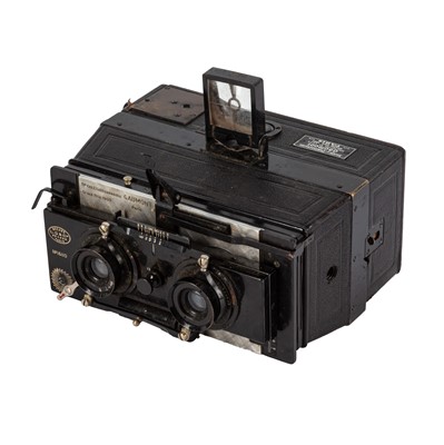 Lot 6 - Two Stereoscopic Cameras