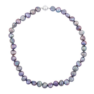 Lot 266 - A single strand baroque pearl necklace