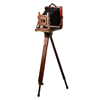 Lot 31 - John Nesbitt's Personal Contemporary 10x8 Field Camera Outfit