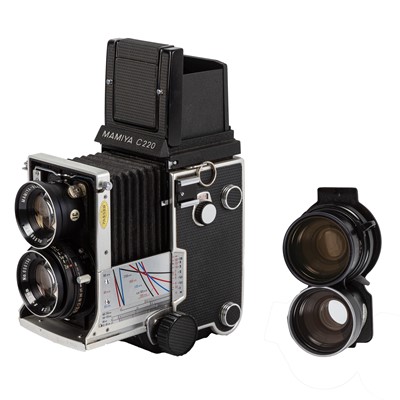 Lot 298 - A Mamiya C220 Professional Medium Format TLR Camera