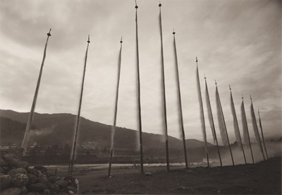 Lot 197 - Kenro Izu b.1949