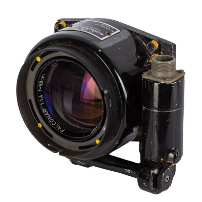Lot 135 - A Wild Heerbrugg Switzerland 9.8cm f/1.4 Falconar Lens