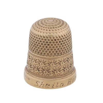Lot 194 - A thimble