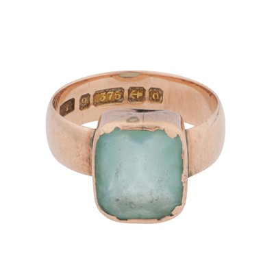 Lot 386 - A gem set single stone ring