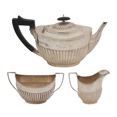 Lot 627 - London 1895 by William Hutton and Sons