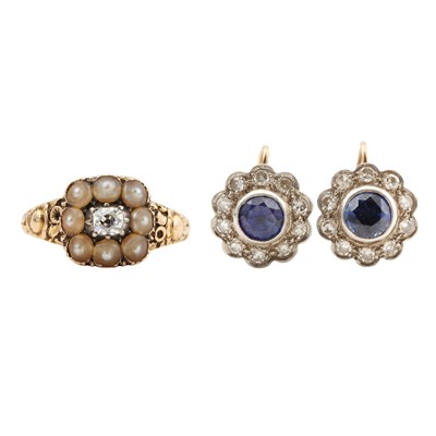 Lot 24 - A ring and a pair of earrings