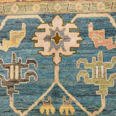 Lot 86 - An Arts & Crafts design carpet
