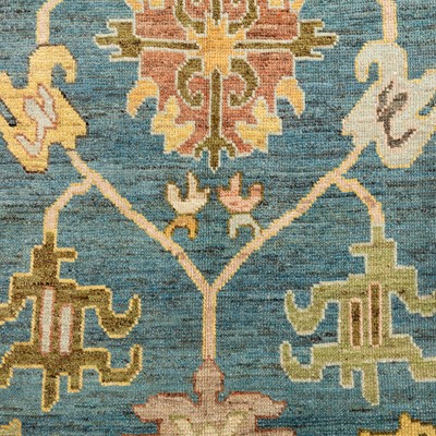 Lot 86 - An Arts & Crafts design carpet
