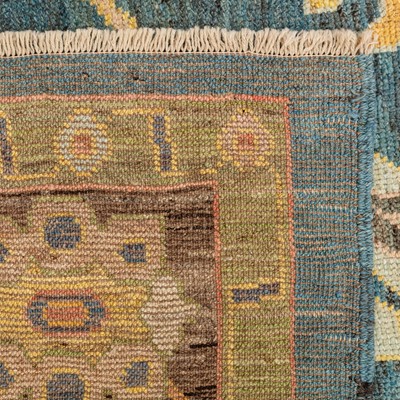Lot 86 - An Arts & Crafts design carpet