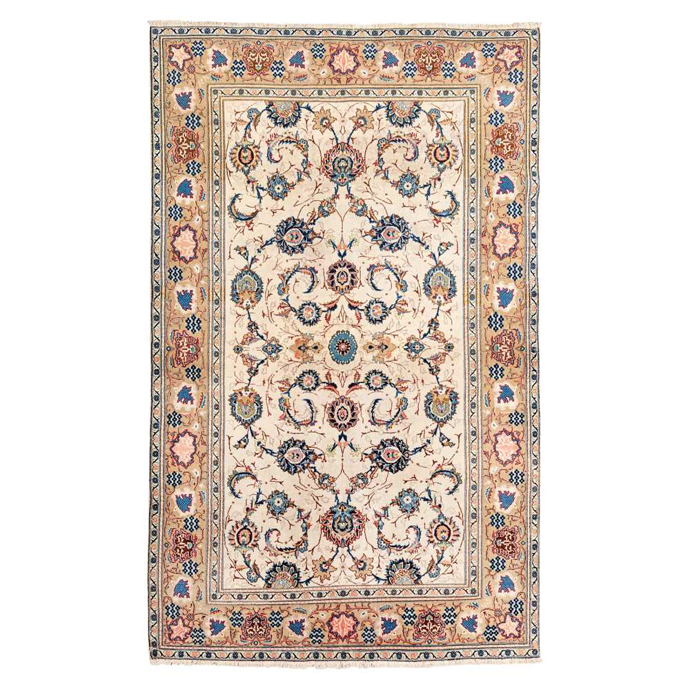 Lot 34 - A fine Kashan rug, central Persia