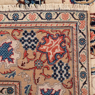 Lot 34 - A fine Kashan rug, central Persia