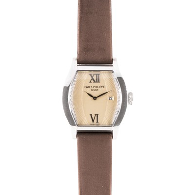 Lot 63 - Patek Philippe 'Gondolo' Dress Watch