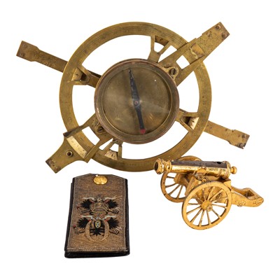 Lot 243 - A mid-19th century brass compass