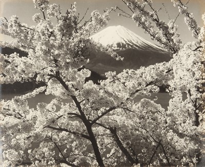 Lot 98 - Koyo Okada (1895-1972)