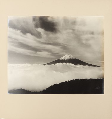 Lot 98 - Koyo Okada (1895-1972)