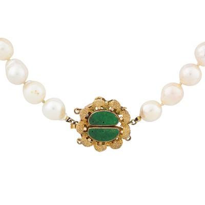 Lot 75 - A cultured pearl necklace