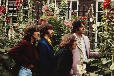 Lot 255 - Tom Murray (b.1943)