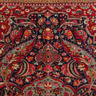 Lot 90 - A fine antique Kashan rug, central Persia