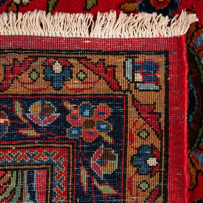 Lot 10 - A fine Sarouk prayer rug, west Persia
