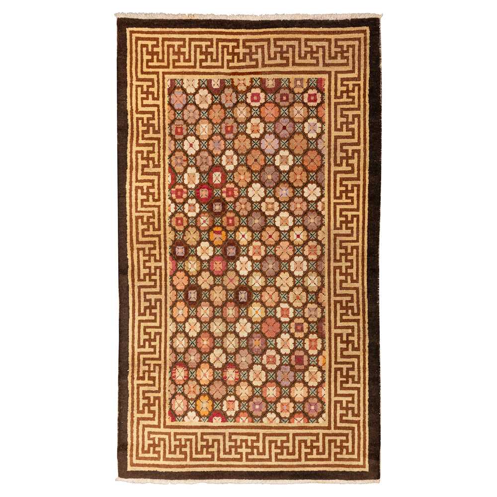 Lot 20 - An antique Ningxia rug, China