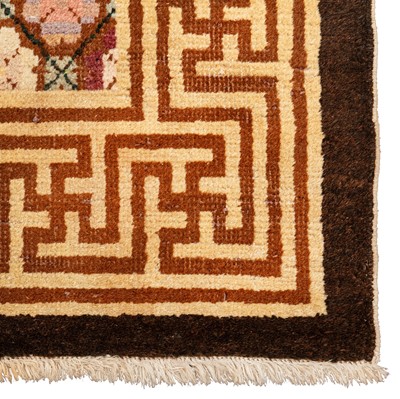 Lot 20 - An antique Ningxia rug, China