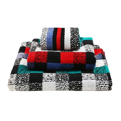 Lot 526 - Yves Saint Laurent Geometric Towel Set