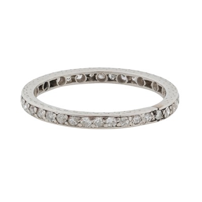 Lot 261 - A diamond full eternity ring