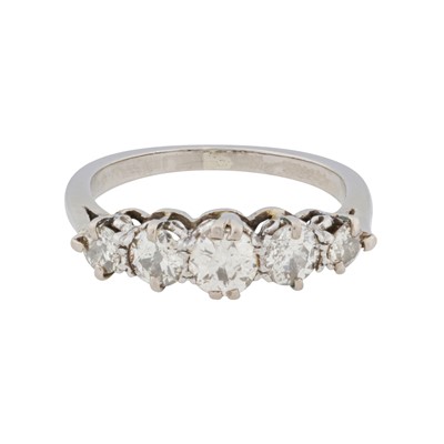Lot 282 - A five-stone diamond ring