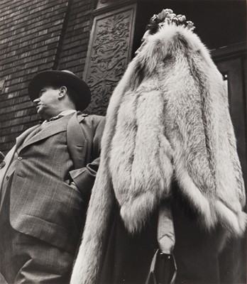 Lot 158 - Leon Levinstein (1910-1988)