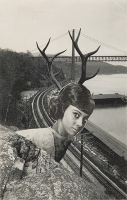 Lot 272 - Lorna Simpson (b.1960)