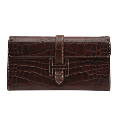 Lot 95 - λ Hermes Brown Matte Crocodile Jige Wallet