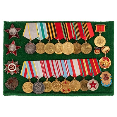 Lot 151 - Group, U.S.S.R. Medals