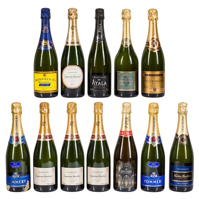 Lot 87 - Mixed Champagne - 12 bottles