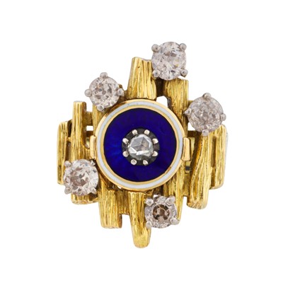 Lot 63 - An enamel and diamond ring