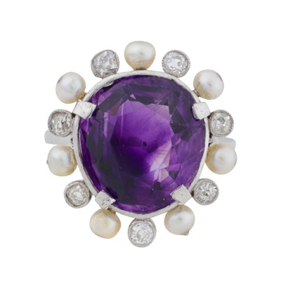 Lot 1 - An amethyst, diamond and pearl ring