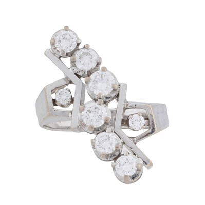 Lot 280 - A diamond ring