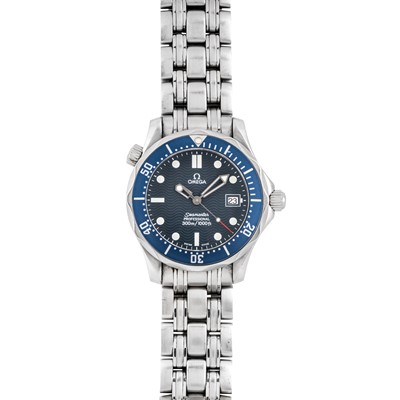 Lot 9 - Omega 'Seamaster' Mid-Size Bracelet Watch