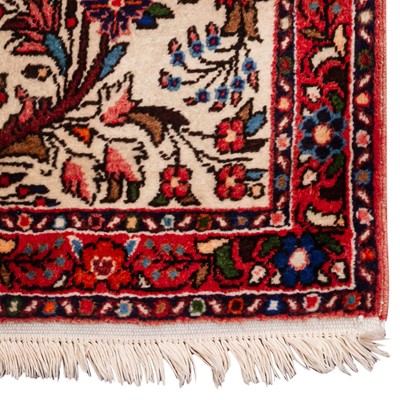 Lot 27 - A fine Lilihan runner, west Persia