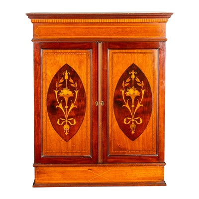 Lot 69 - An Edwardian inlaid walnut and mahogany wall hanging cabinet